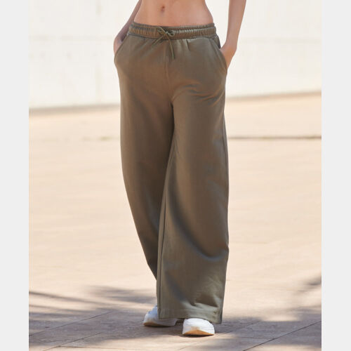 Women's sustainable fashion wide leg joggers Thumbnail
