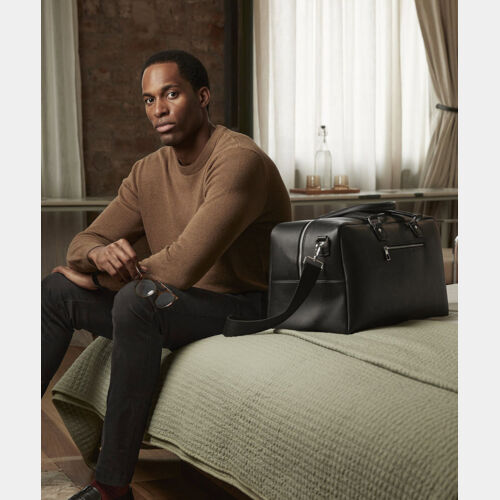 Tailored luxe PU wash bag Thumbnail