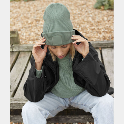 Deep-cuffed tonal patch beanie Thumbnail