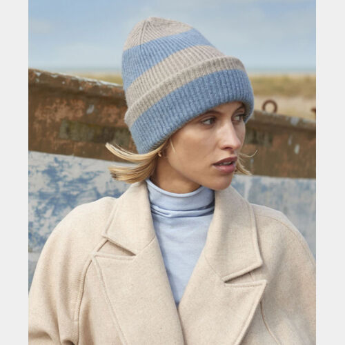 Colour block beanie Thumbnail