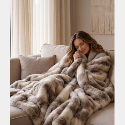 Luxury faux fur heated throw (127 x 152cm) Thumbnail