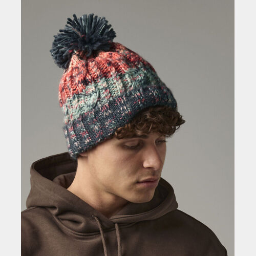 Corkscrew pom pom beanie Thumbnail